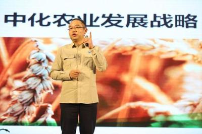 从卖肥料到农业科技服务 覃衡德:不变革就没有新生